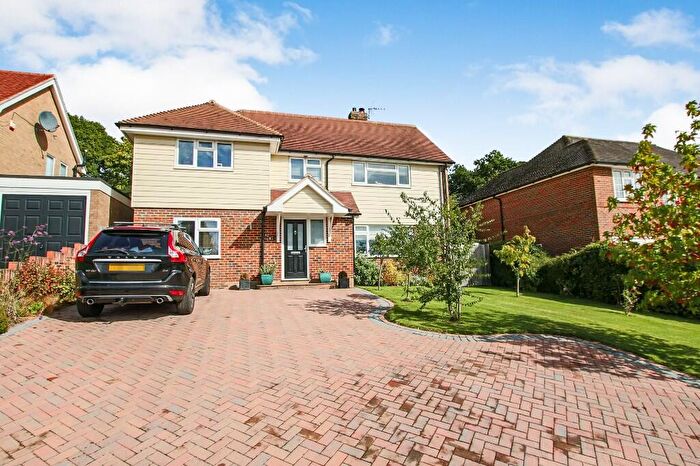 4 Bedroom Detached House For Sale In Hurst Farm Road, East Grinstead, West Sussex, RH19