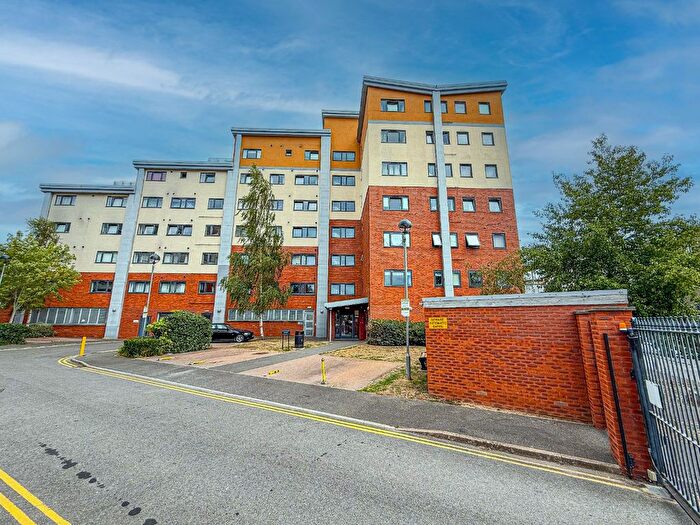 2 Bedroom Flat To Rent In Waterside House, Taunton, TA1
