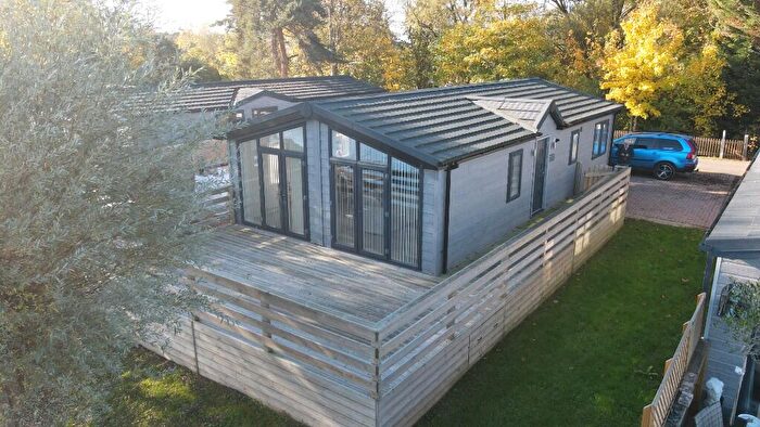 2 Bedroom Lodge For Sale In Tallington Lakes, PE9