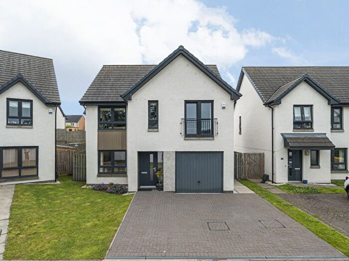 4 Bedroom Detached House For Sale In Latch Dubh Lane, Kinross, KY13