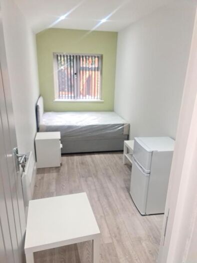 Studio To Rent In Coventry, CV5