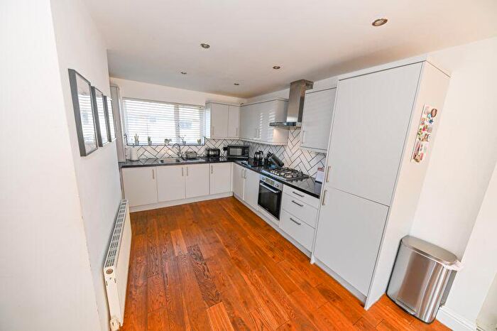 3 Bedroom Terraced House To Rent In Coates Way, Waterlooville, PO7