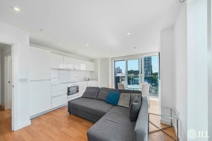 1 Bedroom Apartment To Rent In Residence Tower, Woodberry Grove, N4