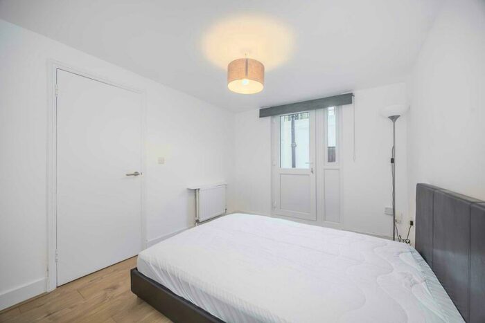 1 Bedroom Flat To Rent In Islington Park Street, Barnsbury, N1