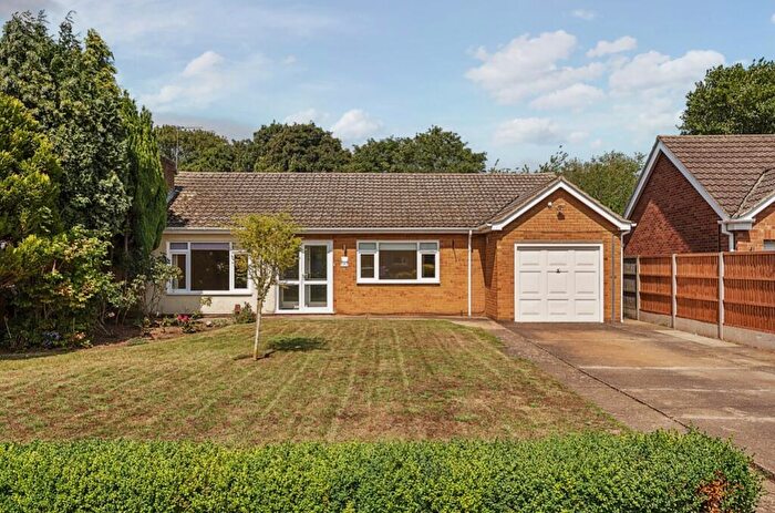 3 Bedroom Detached Bungalow For Sale In Cherry Tree Lane, Nettleham, LN2