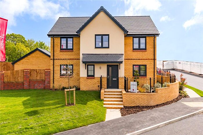 4 Bedroom Detached House For Sale In Leighton Park Road, Westbury Leigh, BA13