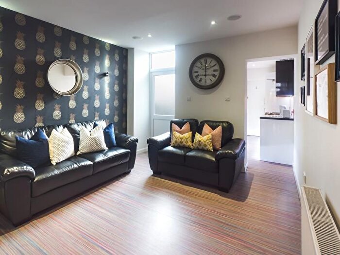 3 Bedroom Terraced House To Rent In Carlton Road, Stoke, ST4