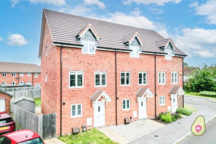 3 Bedroom End Of Terrace House To Rent In Lailey Path, Shinfield, Reading, Berkshire, RG2