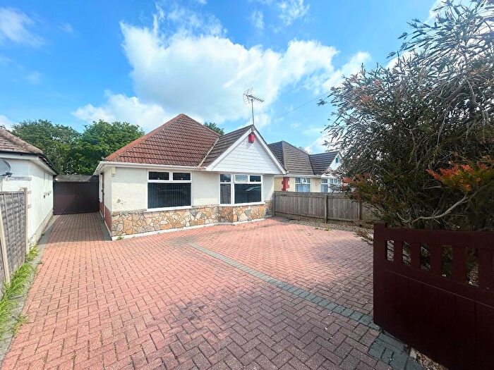 3 Bedroom Bungalow To Rent In Newlyn Way, Parkstone, Poole, BH12