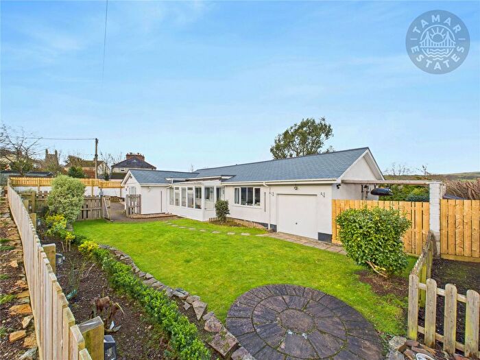 4 Bedroom Bungalow For Sale In Tremar Lane, St. Cleer, Liskeard, PL14