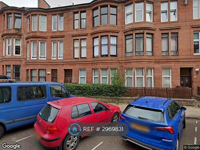 2 Bedroom Flat To Rent In White Street, Glasgow, G11