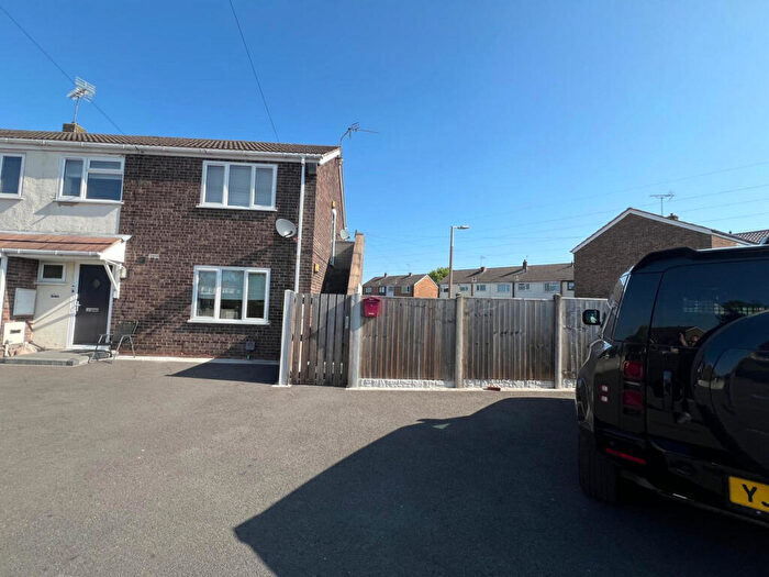 2 Bedroom Flat To Rent In Hallam Road, Ollerton, NG22