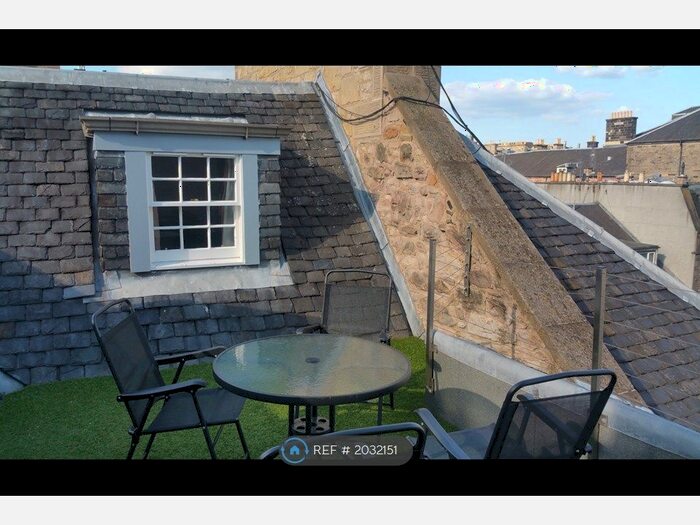4 Bedroom Flat To Rent In Rose Street, Edinburgh, EH2
