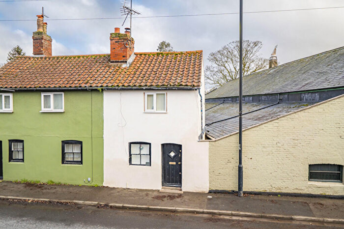 2 Bedroom Cottage For Sale In Long Melford, Sudbury, Suffolk, CO10