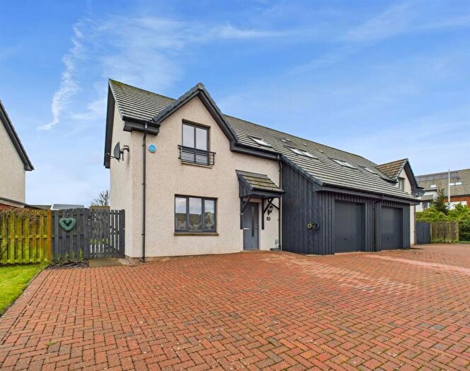 3 Bedroom Semi Detached House For Sale In School Field Road, Rattray, Blairgowrie, PH10