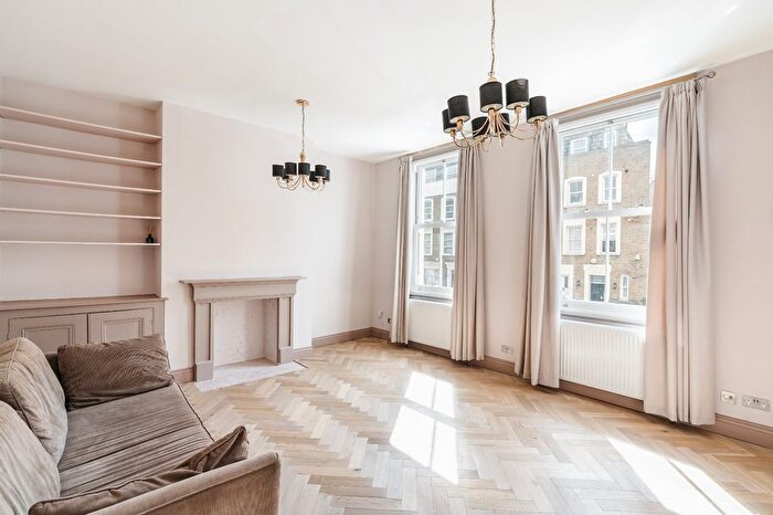 3 Bedroom Flat For Sale In Swinton Street, London, WC1X