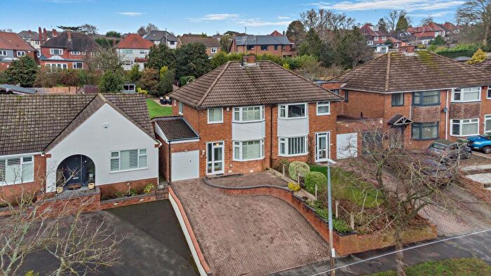 3 Bedroom Semi Detached House For Sale In Manor Abbey Road, Halesowen, B62