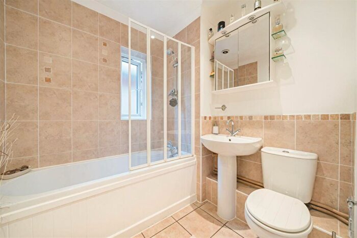 2 Bedroom Semi-Detached House For Sale In Pilgrims Way, Nyetimber, PO21