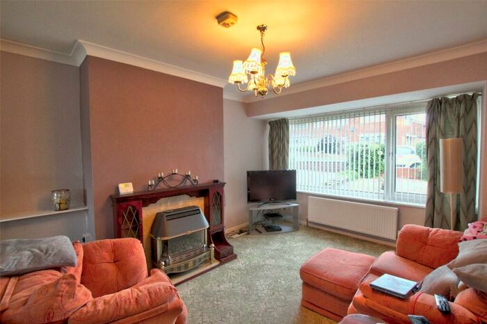 3 Bedroom Semi-Detached House For Sale In Windermere Drive, West Auckland, Bishop Auckland, DL14