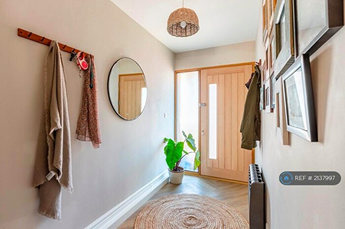 3 Bedroom Semi-Detached House To Rent In King Edward Avenue, Broadstairs, CT10