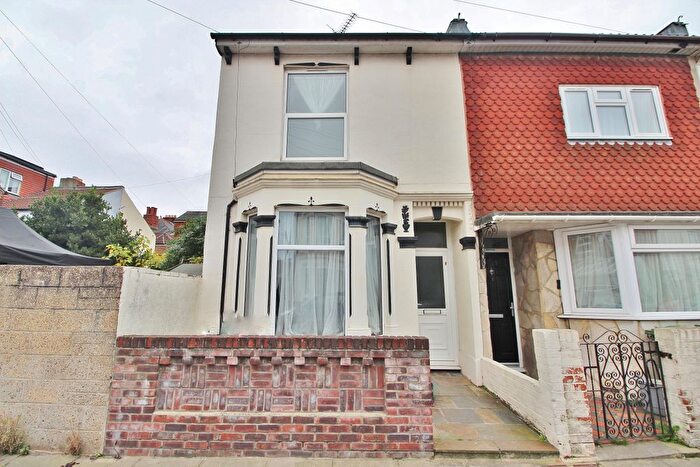 3 Bedroom End Of Terrace House To Rent In Grange Road, Portsmouth, PO2