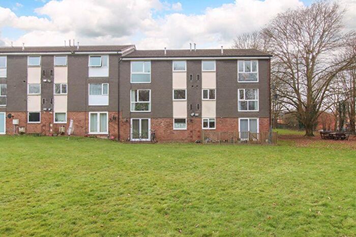 2 Bedroom Flat For Sale In Cuffley Court, Woodhall Farm, HP2