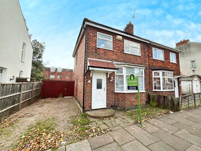 3 Bedroom Semi-Detached House To Rent In Hobson Road, Leicester, Leicestershire, LE4