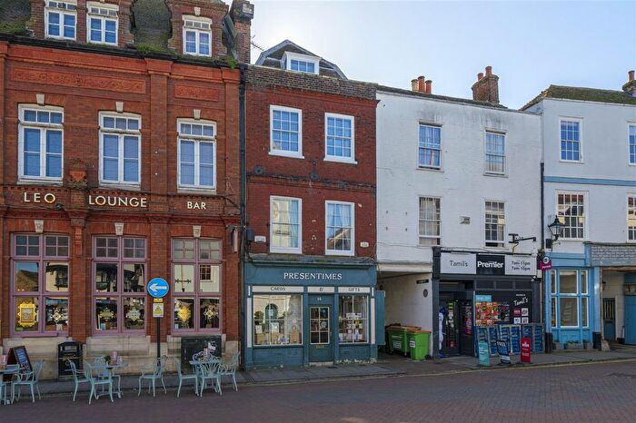 5 Bedroom Terraced House For Sale In Hugh House, Hugh Place, Faversham, ME13