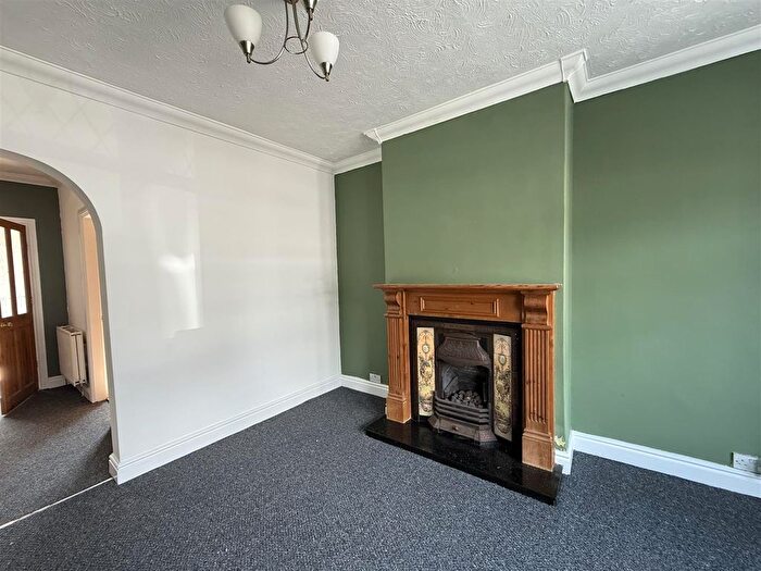 3 Bedroom Terraced House To Rent In Brooklands Road, Spring Bank West, Hull, HU5
