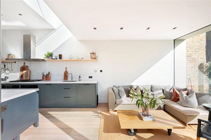 5 Bedroom Terraced House For Sale In Nightingale Square, Nightingale Triangle, SW12