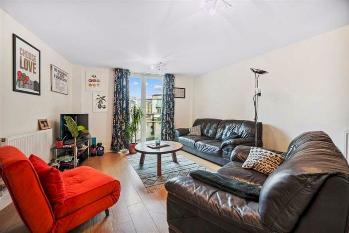 2 Bedroom Flat To Rent In Palgrave Gardens, Marylebone, NW1