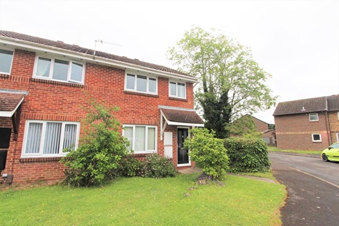 3 Bedroom Semi Detached House To Rent In Cromarty Close, Stubbington, PO14