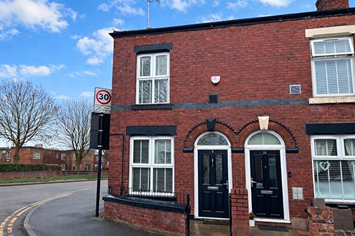 2 Bedroom End Of Terrace House To Rent In Caroline Street, Stockport, SK3