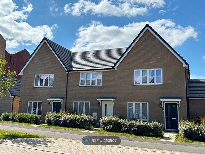 3 Bedroom End Of Terrace House To Rent In Priestley Drive, Milton Keynes, MK4