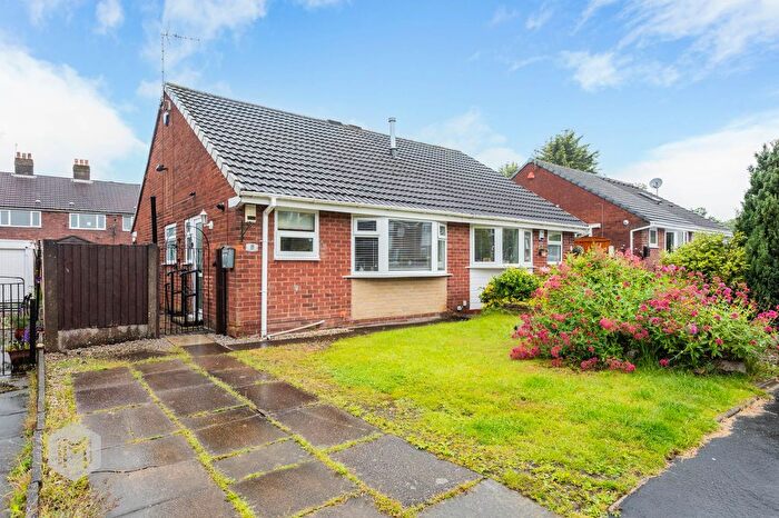 2 Bedroom Semi-Detached Bungalow For Sale In Esthwaite Drive, Tyldesley, M29