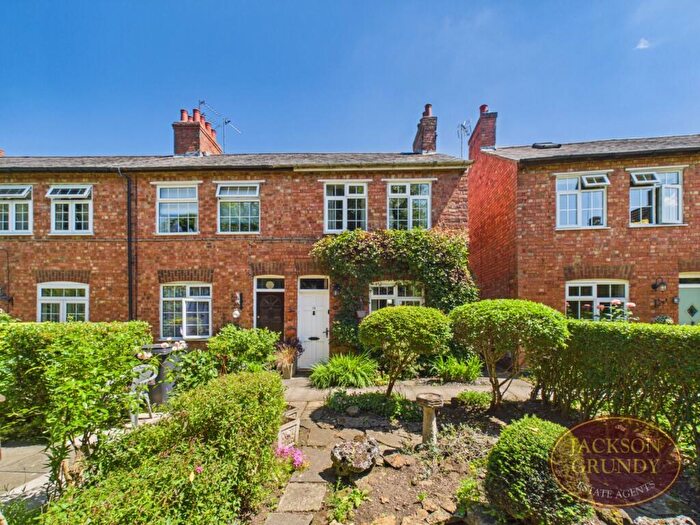 2 Bedroom End Of Terrace House For Sale In High Street, Hardingstone, NN4