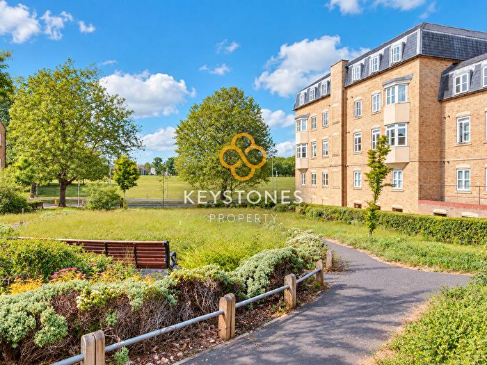 2 Bedroom Flat To Rent In Circular Road South, Colchester, CO2