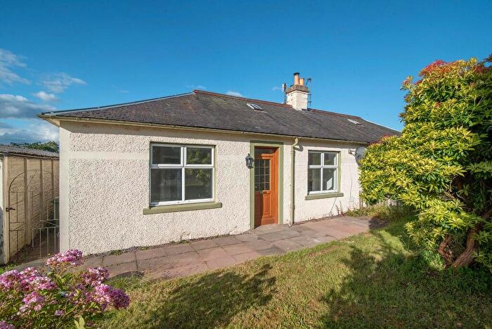 2 Bedroom Detached Bungalow For Sale In Queensferry Road, Muthill, PH5