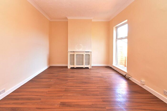 2 Bedroom Flat To Rent In Dereham Road, Norwich, NR2