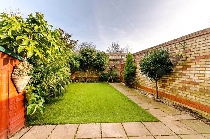 5 Bedroom House To Rent In Banchory Road, Blackheath, London, SE3