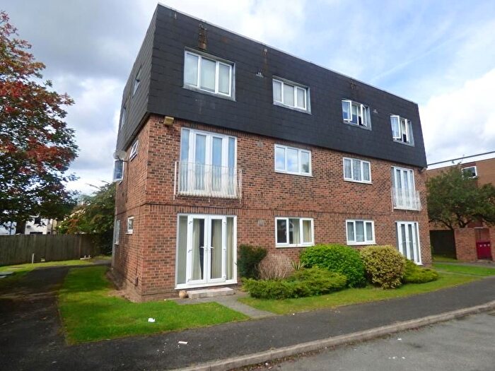 1 Bedroom Flat To Rent In Skerries Court, Langley, Berkshire, SL3