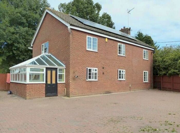 5 Bedroom Detached House For Sale In Biggs Road, Wisbech PE14
