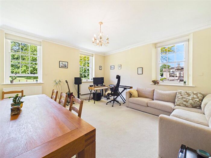1 Bedroom Apartment For Sale In Long Fox Manor, Bristol, BS4