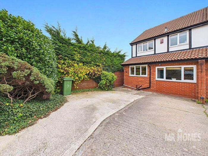 3 Bedroom Semi Detached House For Sale In Deepdene Close, St Fagans, Cardiff, CF5