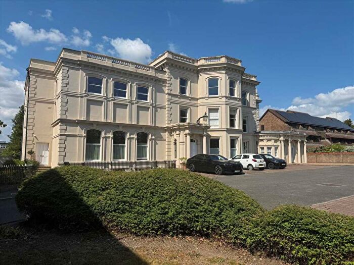 2 Bedroom Apartment To Rent In Cedars Close, Belmont, Black Heath, Greenwhich, SE13