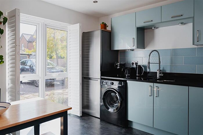 3 Bedroom Terraced House For Sale In Lilley Mead, Redhill, RH1