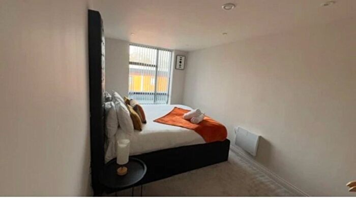 1 Bedroom Flat To Rent In North Street, Leeds, LS2