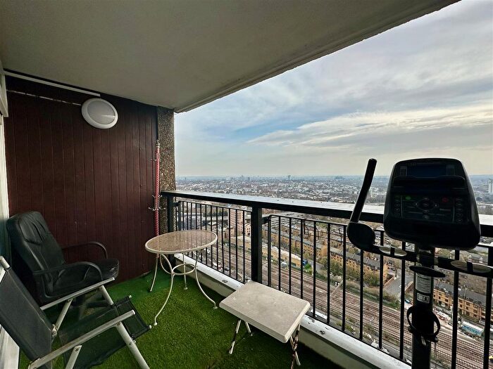 1 Bedroom Flat To Rent In Golborne Road, London, W10