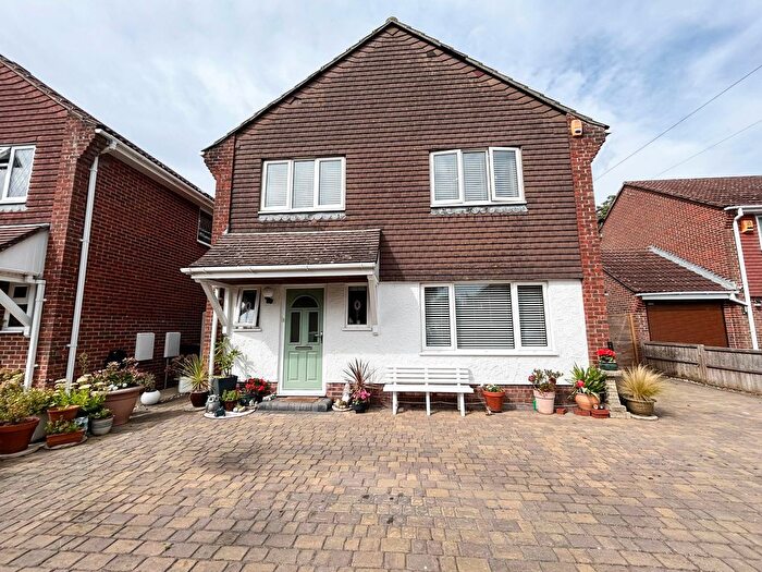 4 Bedroom Detached House For Sale In The Orchard Close, Bognor Regis, PO21