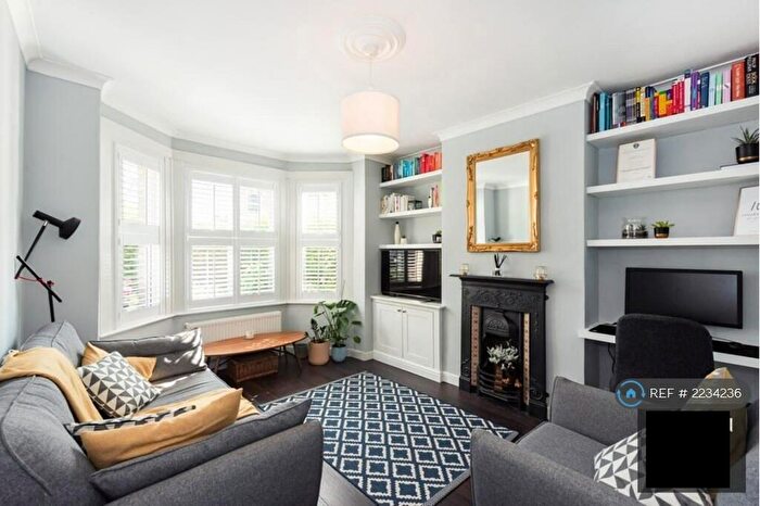 1 Bedroom Flat To Rent In Coppermill Lane, London, E17